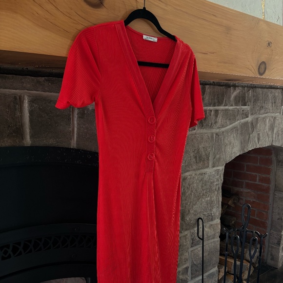 Ribbed Midi Zara Dress with Buttons - Picture 1 of 4
